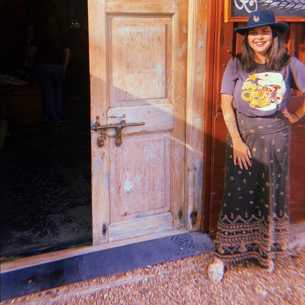 Meet your Posher, Reyna